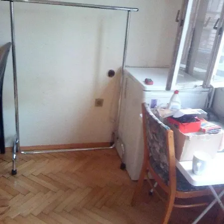Homestay Flat 18 Minutes From Vaclavske Namesti *