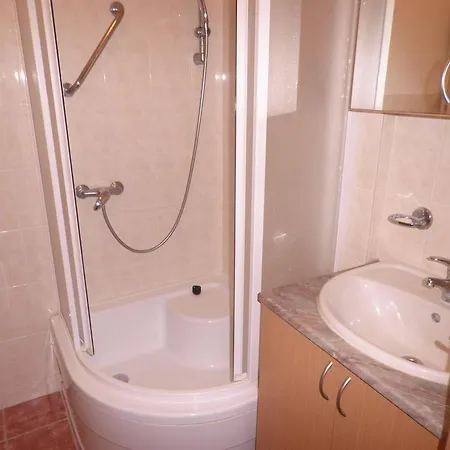 Flat 18 Minutes From Vaclavske Namesti Prague