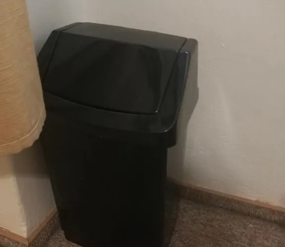 Flat 18 Minutes From Vaclavske Namesti منزل للإقامة *