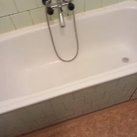 Flat 18 Minutes From Vaclavske Namesti בית אירוח