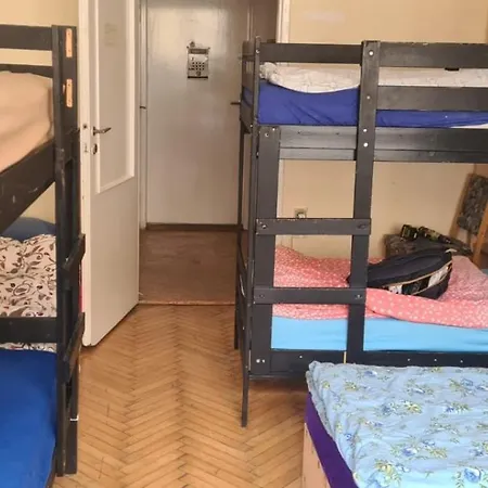 Flat 18 Minutes From Vaclavske Namesti בית אירוח *