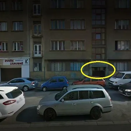 Flat 18 Minutes From Vaclavske Namesti Prag